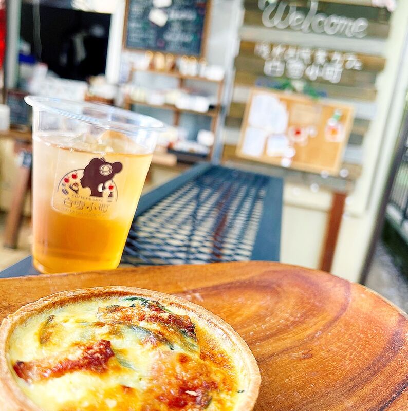 カフェキッシュ左より